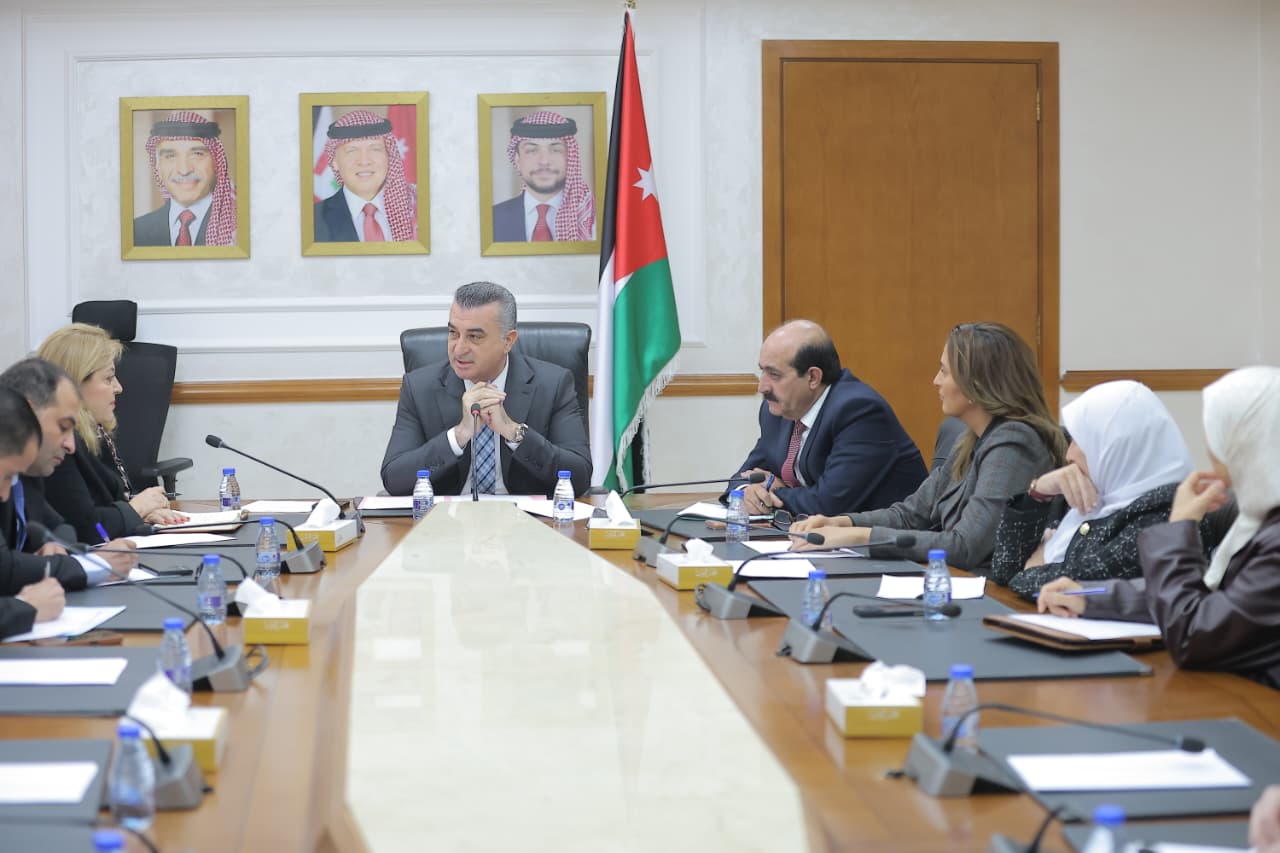 خارجية النواب تؤكد أهمية تعزيز السياحة الدينية 