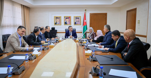  العمل النيابية تؤكد أهمية تعزيز الحماية الاجتماعية