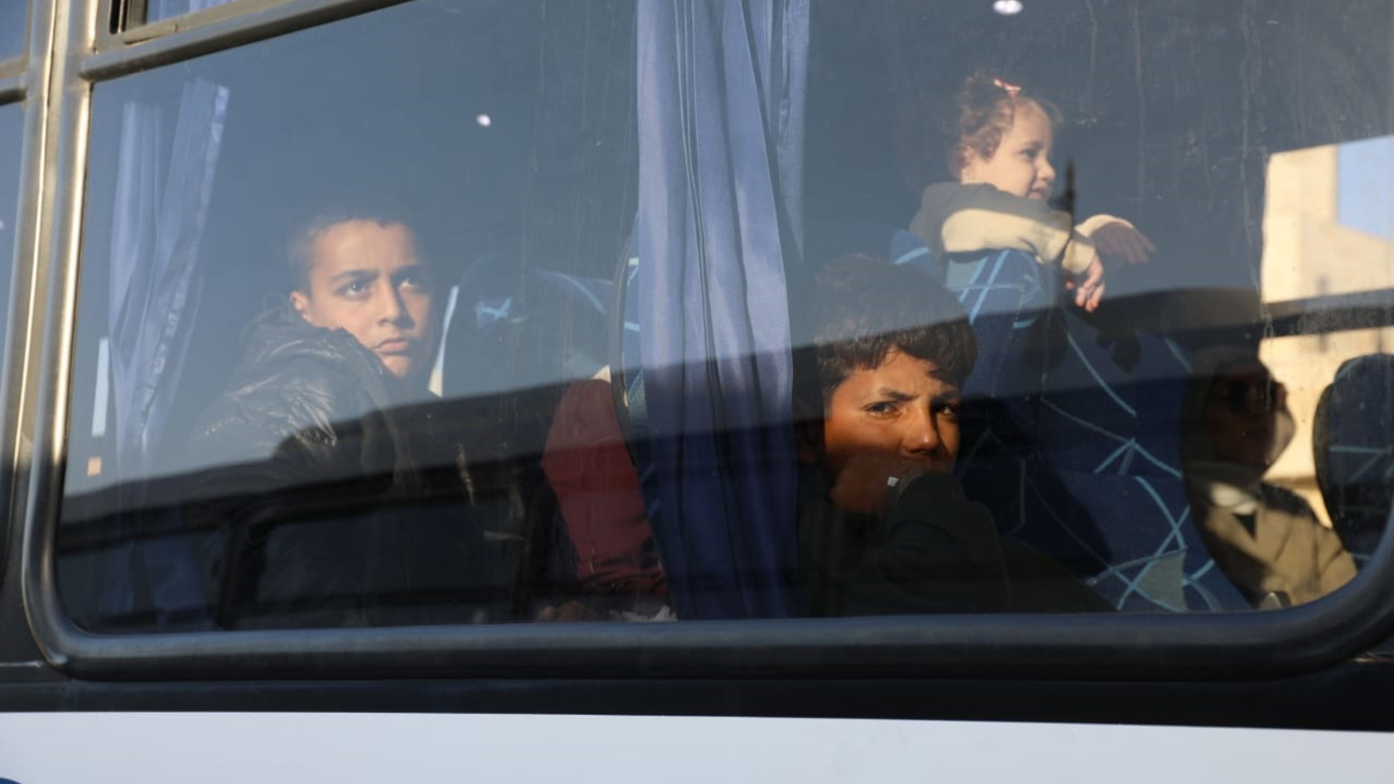 القوات المسلحة تُجلي الدفعة الـ18 من أطفال غزة المرضى للعلاج في المملكة