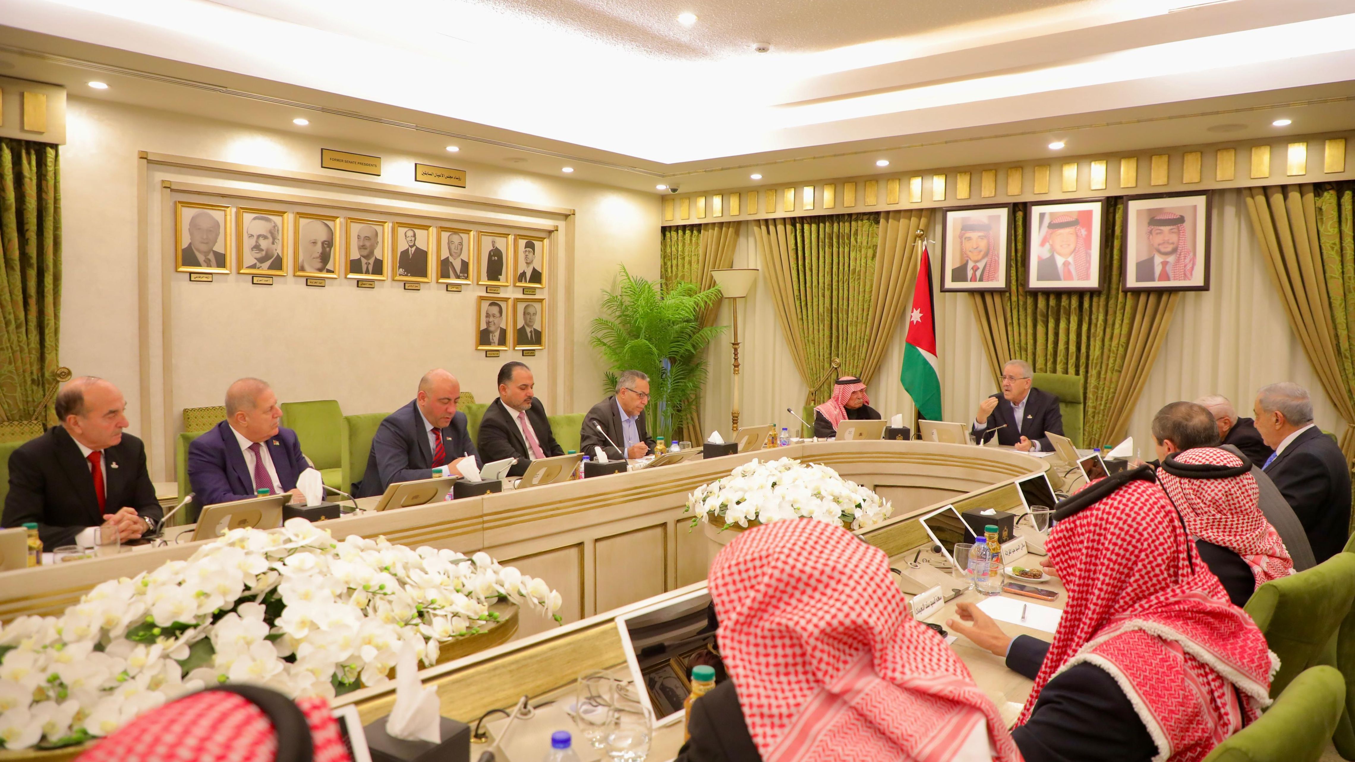 زراعة الأعيان تبحث الواقع المائي وتحدياته المستقبلية 