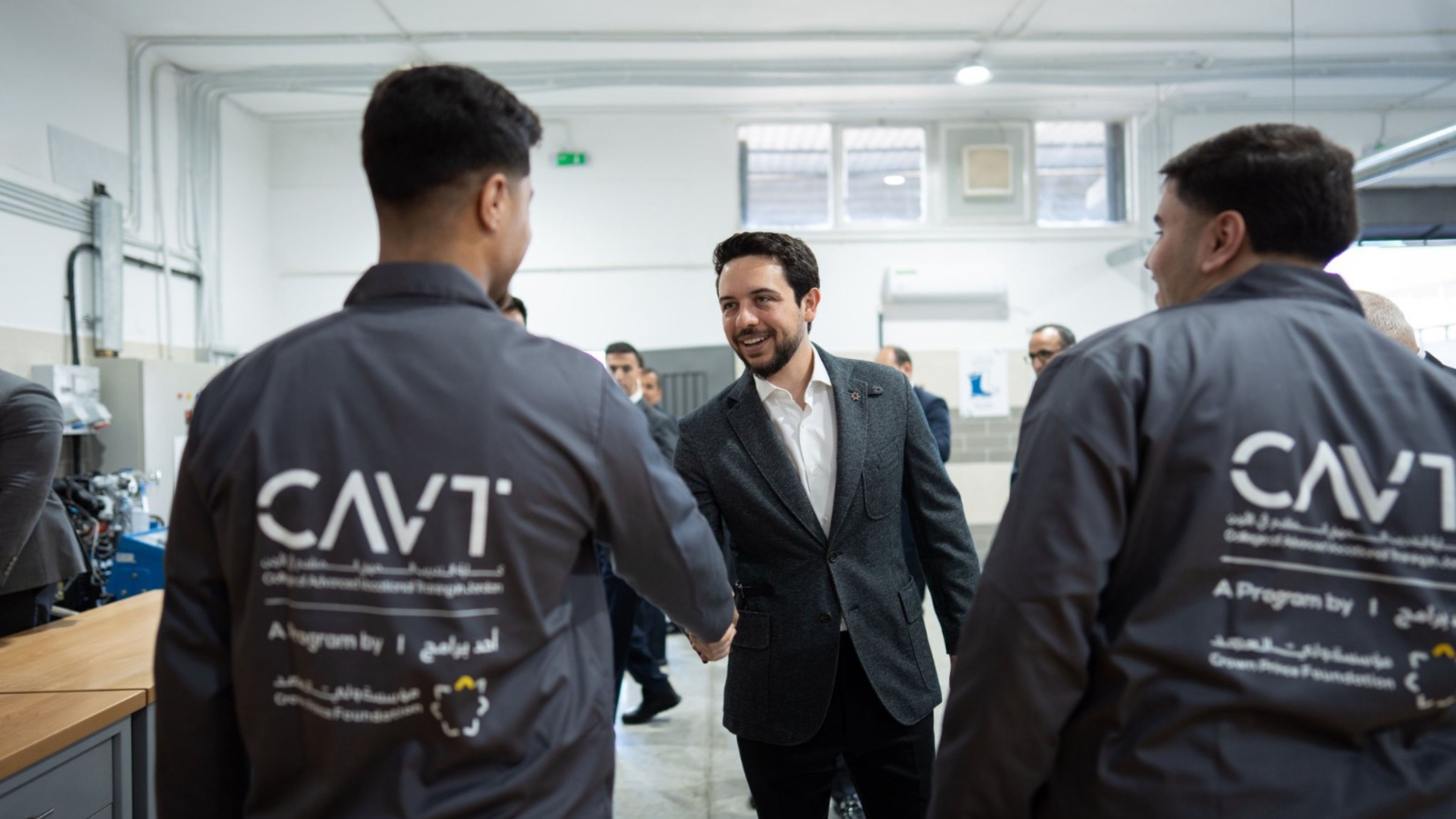 ولي العهد يفتتح حاضنة أعمال في كلية التدريب المهني المتقدم في إربد ويزور فرع الكلية بحكما