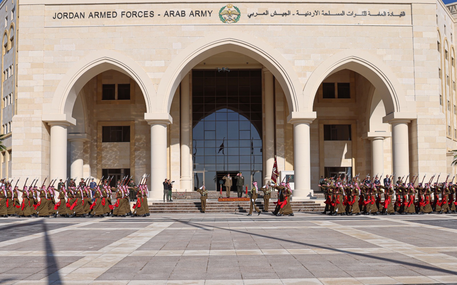 رئيس هيئة الأركان المشتركة يستقبل نظيره الإيطالي