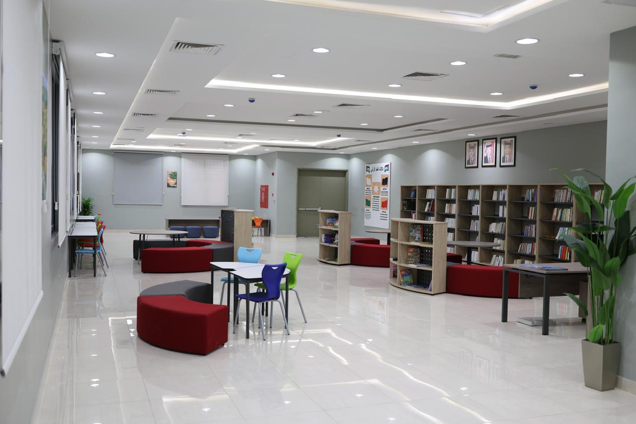 رئيس الوزراء يتفقد أربعة مواقع في جرش وإربد