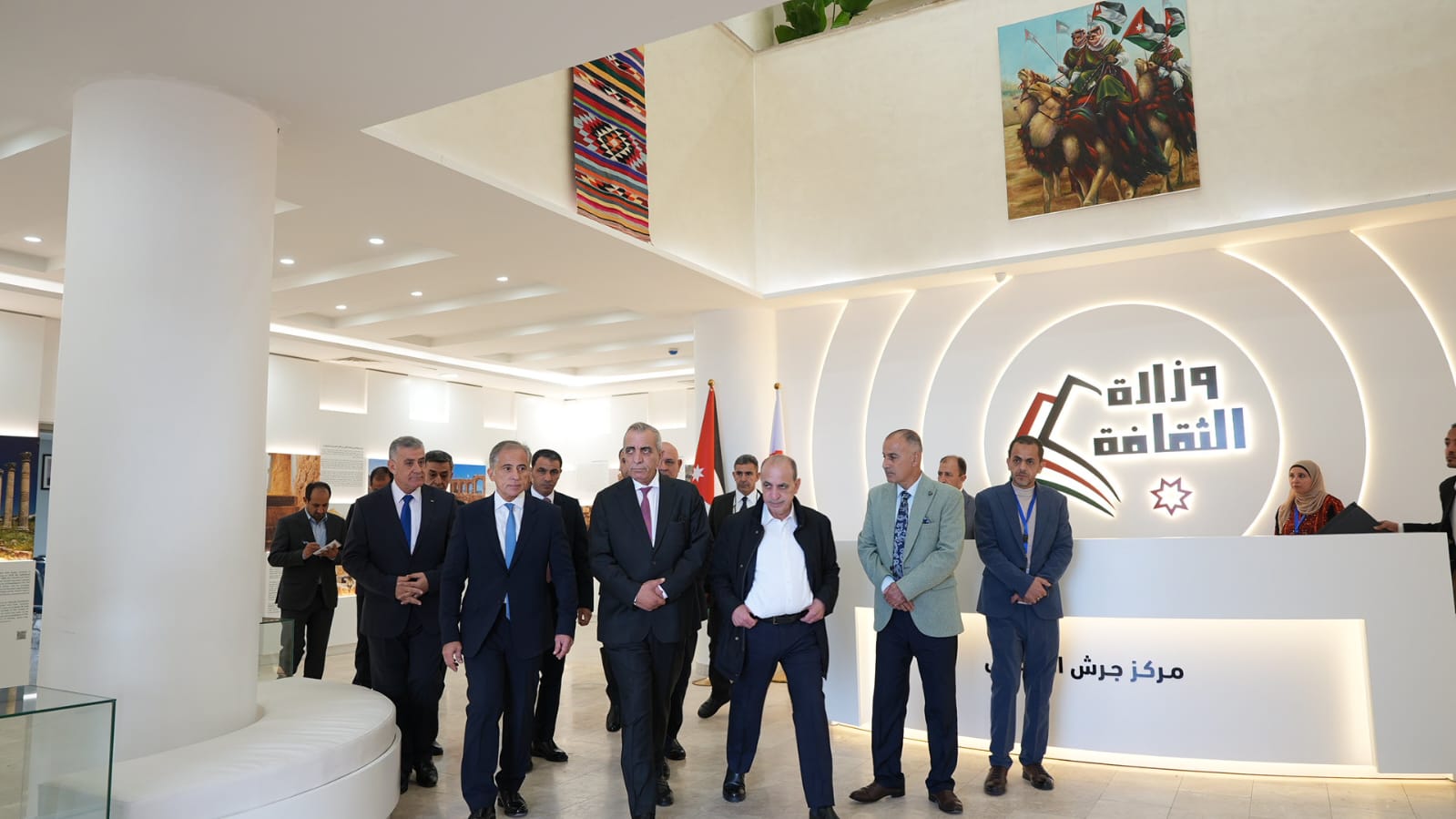 رئيس الوزراء يتفقد أربعة مواقع في جرش وإربد