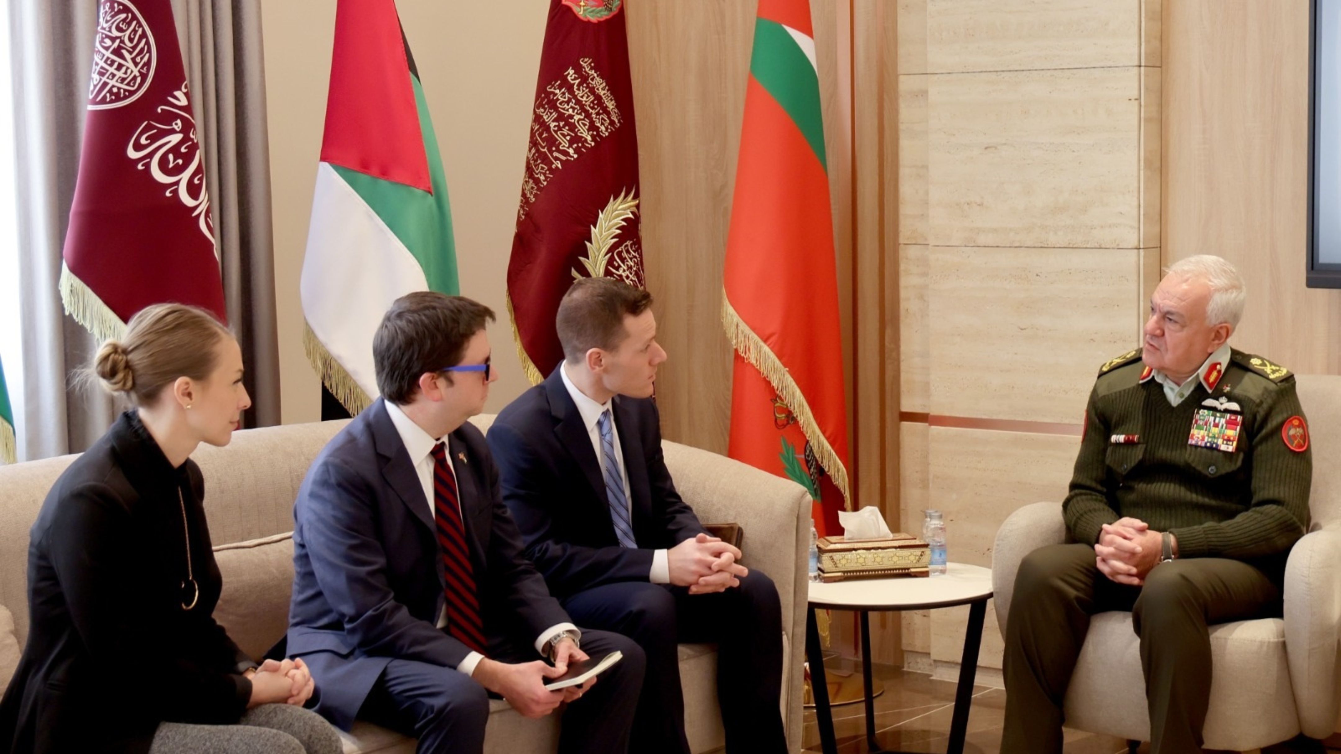 رئيس هيئة الأركان المشتركة يستقبل وفداً من أعضاء الكونغرس الأمريكي