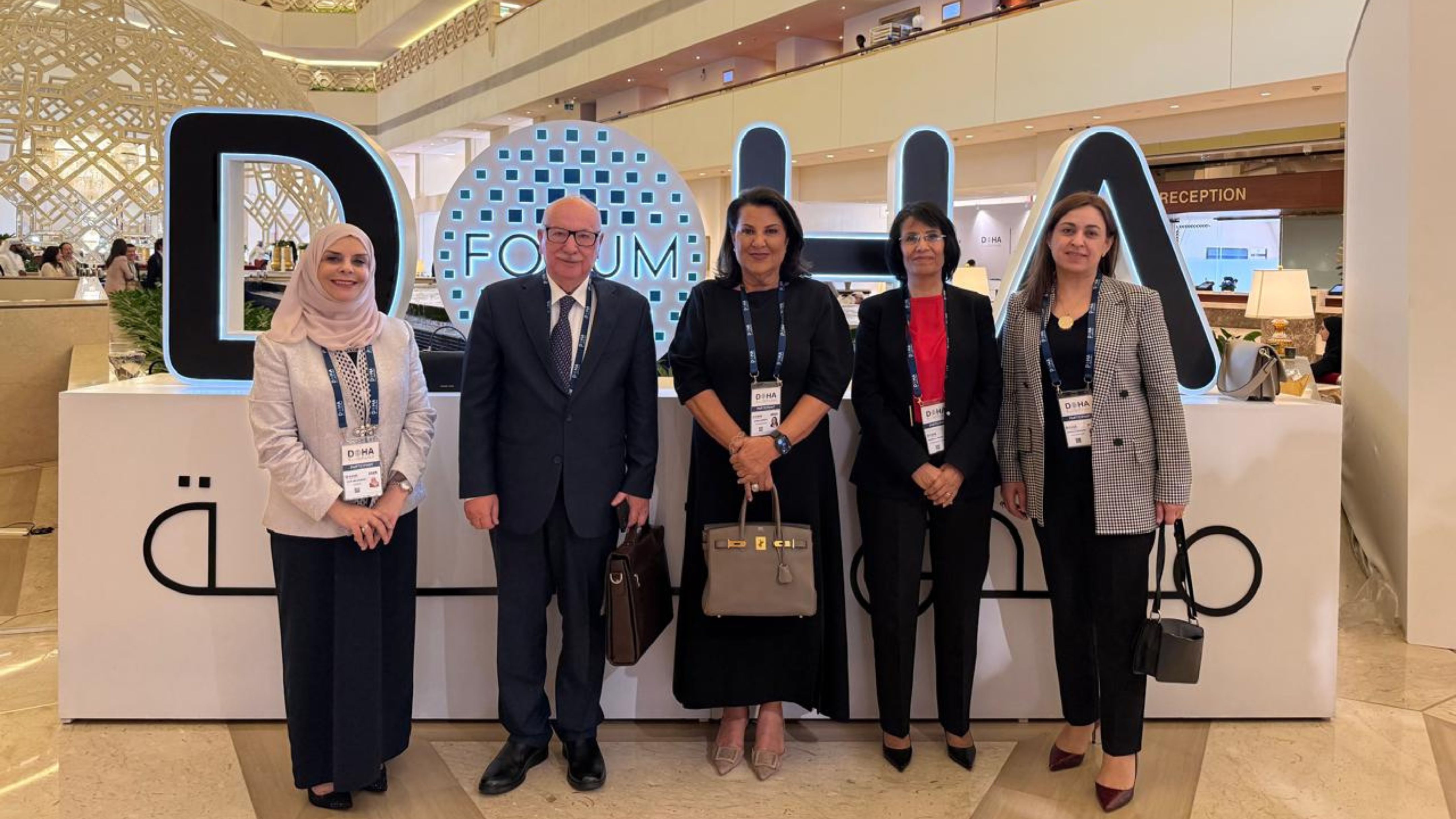 وفد من مجلس الأعيان يشارك بمنتدى الدوحة 