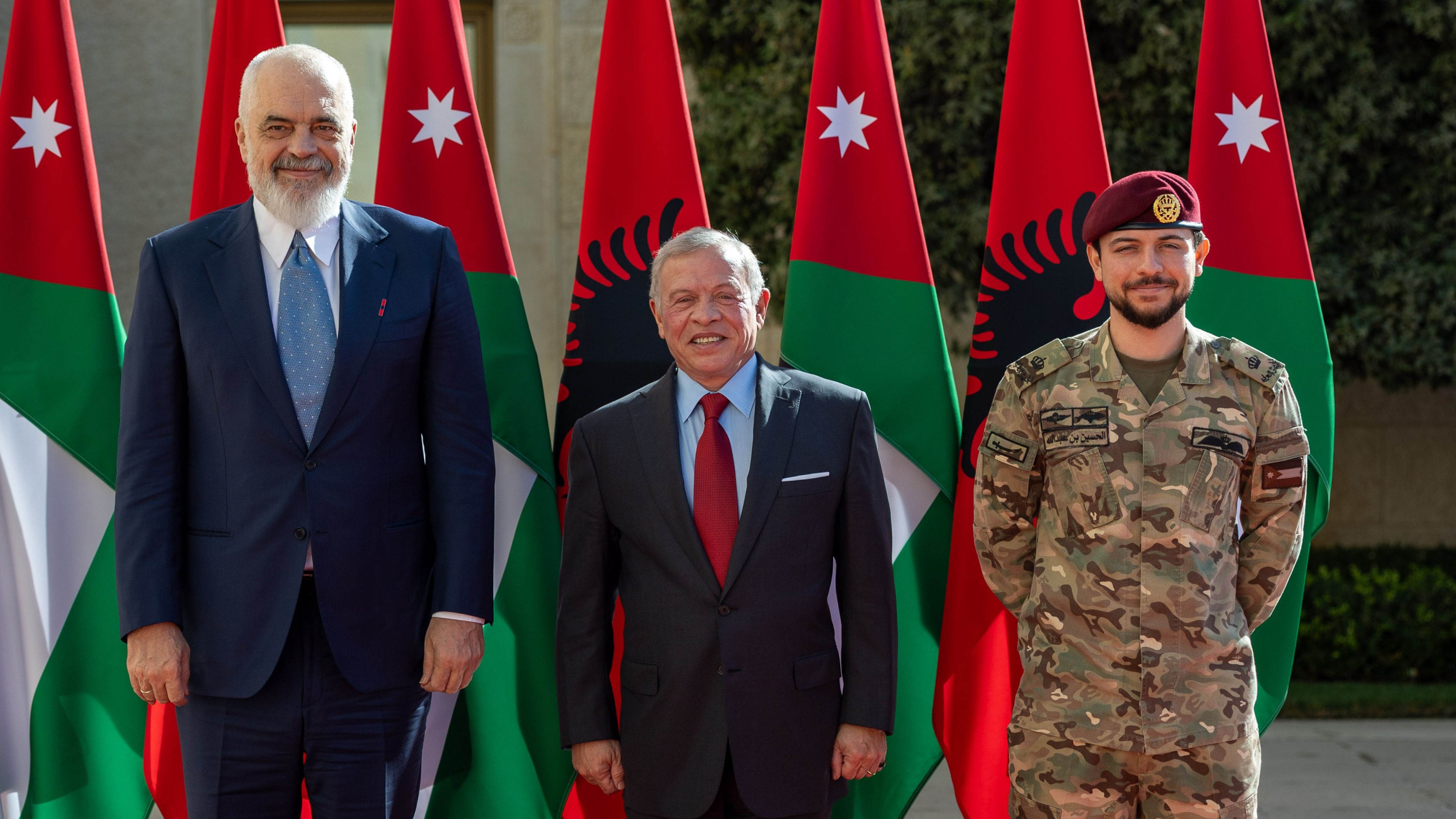 الملك يستقبل رئيس وزراء ألبانيا في قصر الحسينية