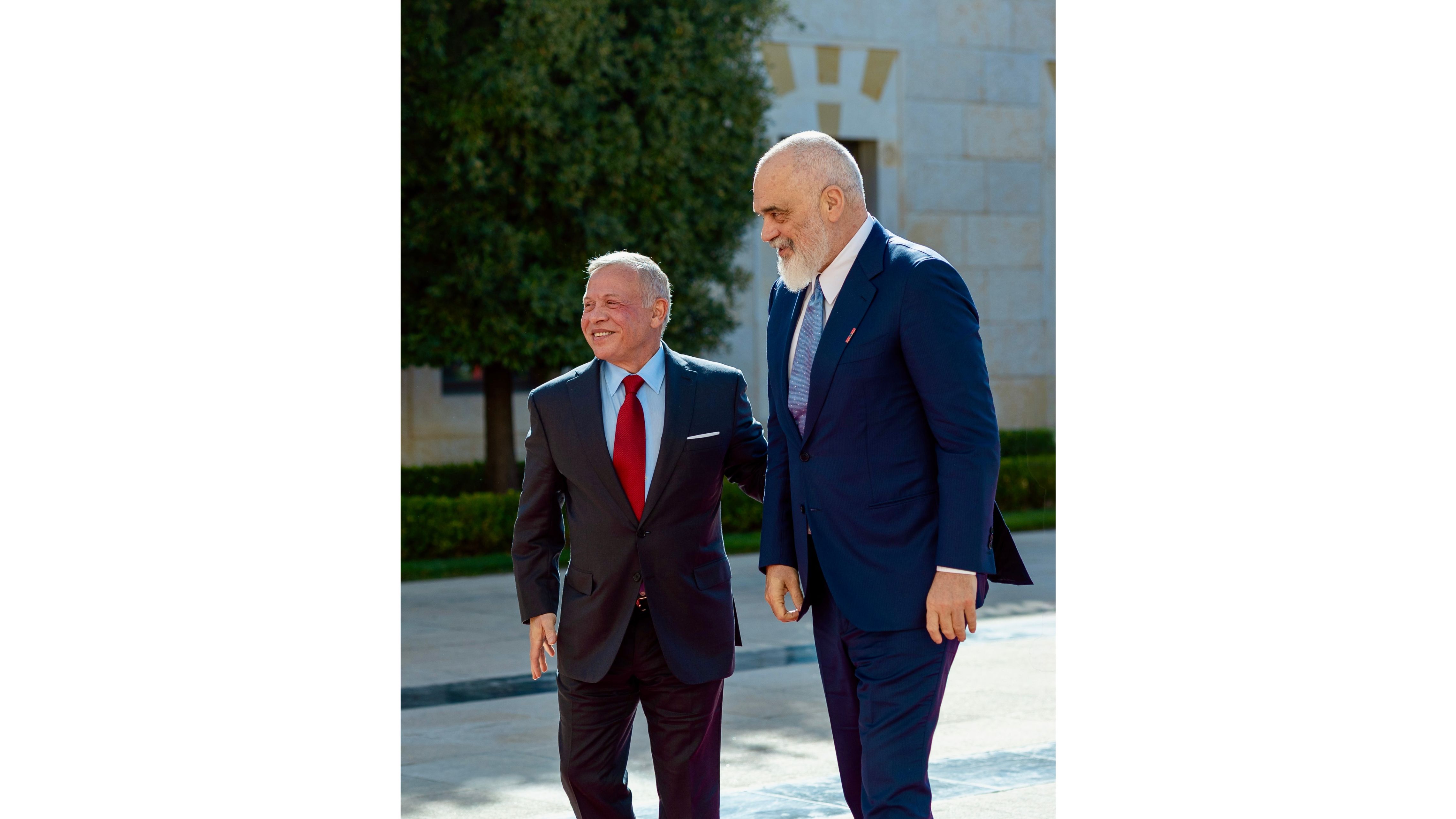 الملك يستقبل رئيس وزراء ألبانيا في قصر الحسينية