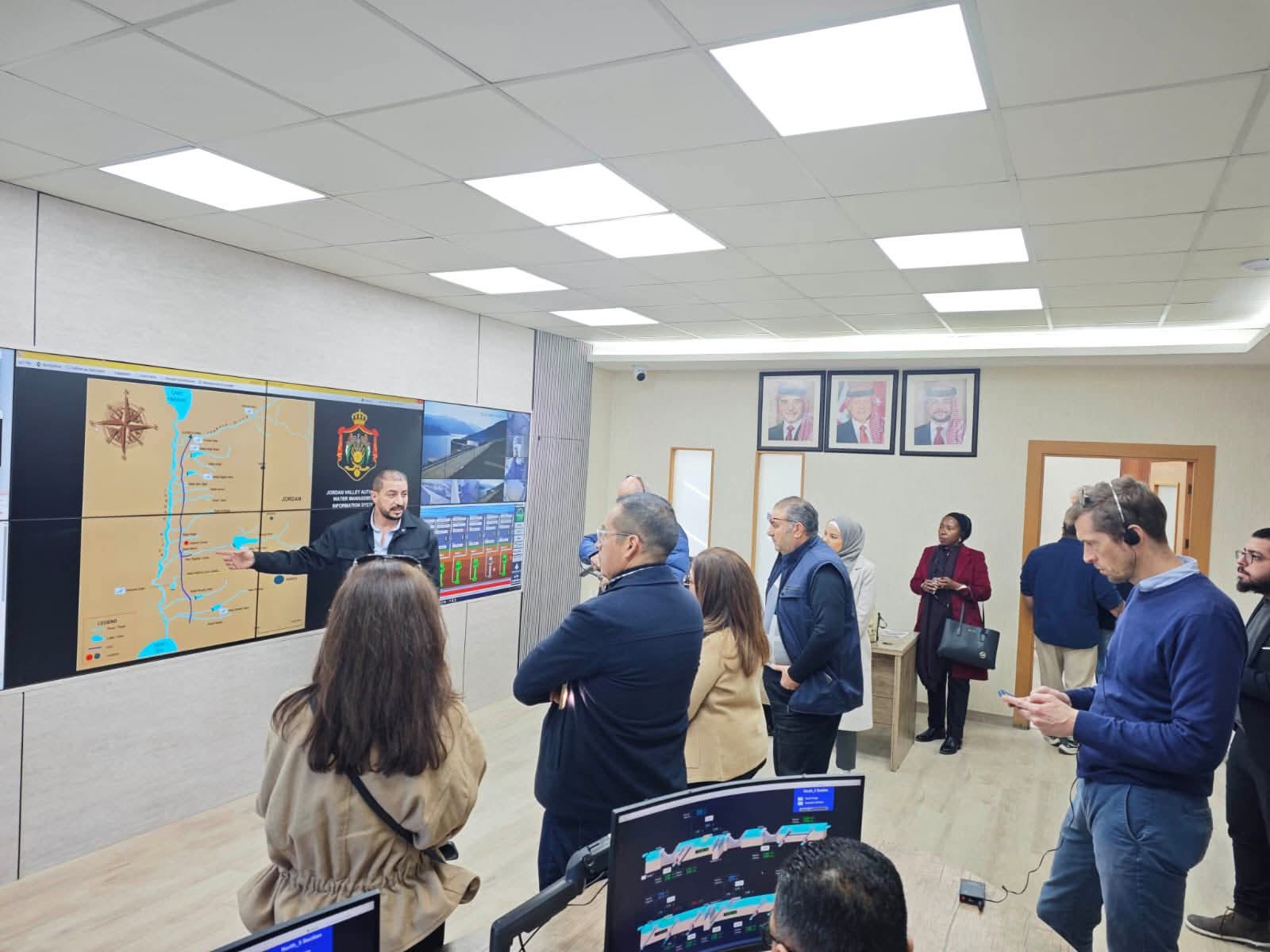 بعثة البنك الدولي تطلع على مشاريع إدارة الموارد المائية في وادي الأردن