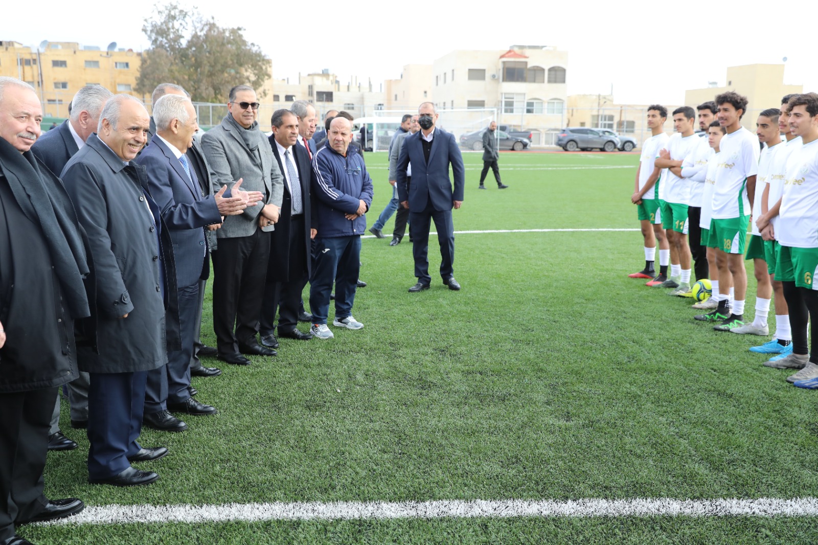 مندوبا عن الملك.. العيسوي يفتتح مدرستي حي المطار واليادودة النموذجيتين 