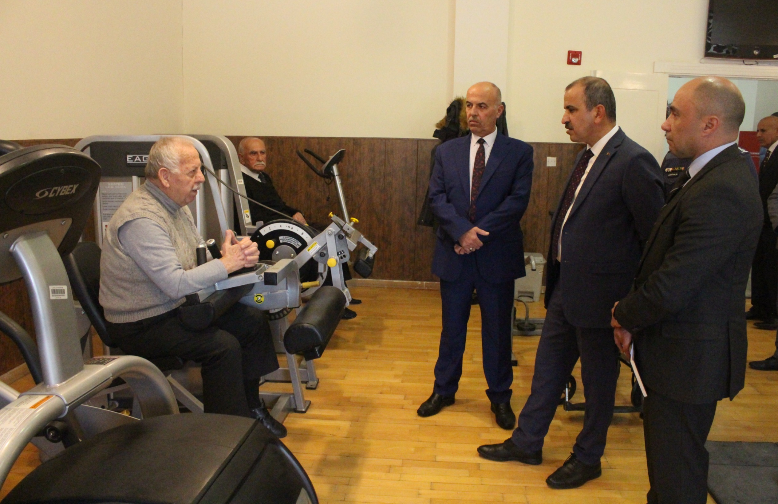 السفير التركي في عمان يزور الهيئة الهاشمية للمصابين العسكريين