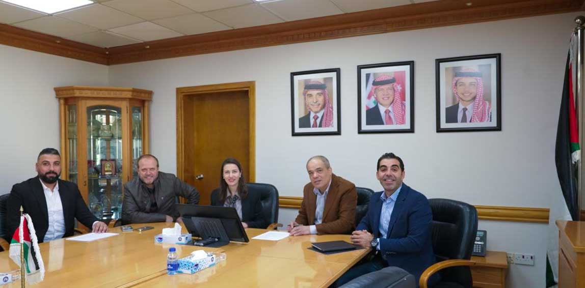 توزيع الكهرباء توظف تقنيات الدرون والذكاء الاصطناعي لتعزيز كفاءة التشغيل والسلامة