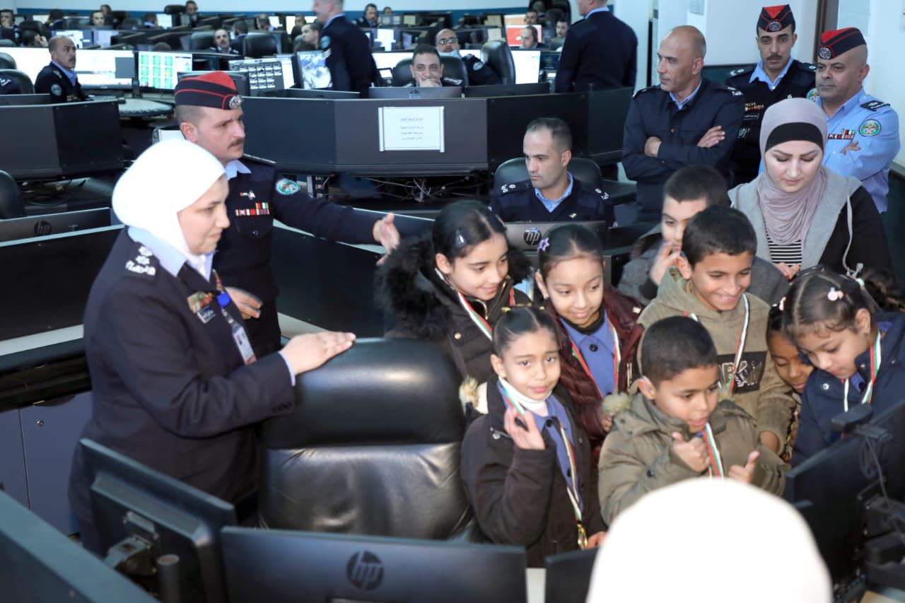 المعايطة يرعى تخريج دورة أصدقاء الأمن العام الأولى للطلاب الصم والبكم