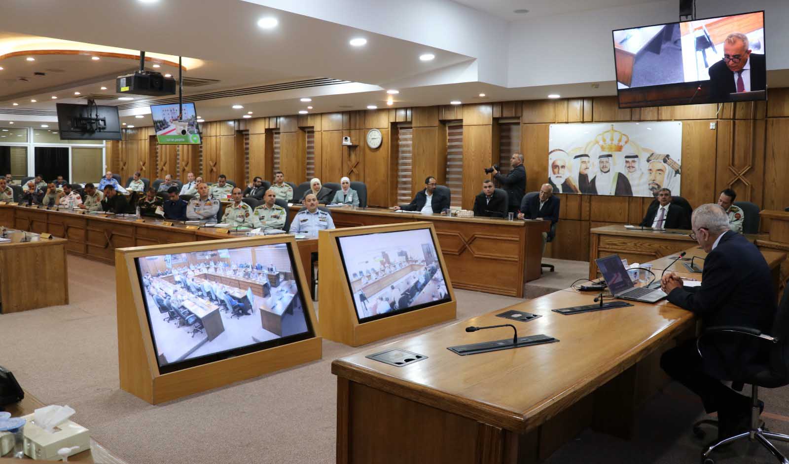وزير الثقافة يحاضر في كلية الدفاع الوطني الملكية الأردنية