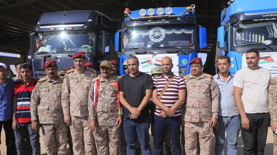 وصول قافلة المساعدات الأردنية إلى اليمن