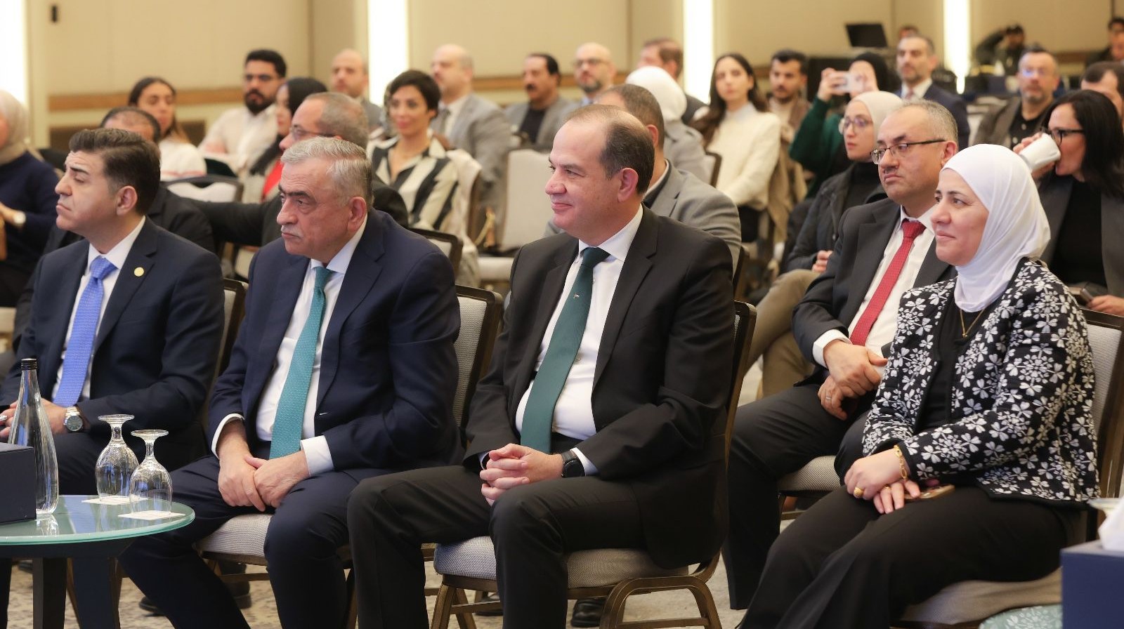 دراسة حول فجوة المهارات الرقمية بقطاع تكنولوجيا 