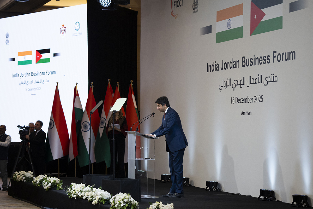 الملك ورئيس الوزراء الهندي يحضران الجلسة الافتتاحية لمنتدى الأعمال الهندي الأردني في عمان