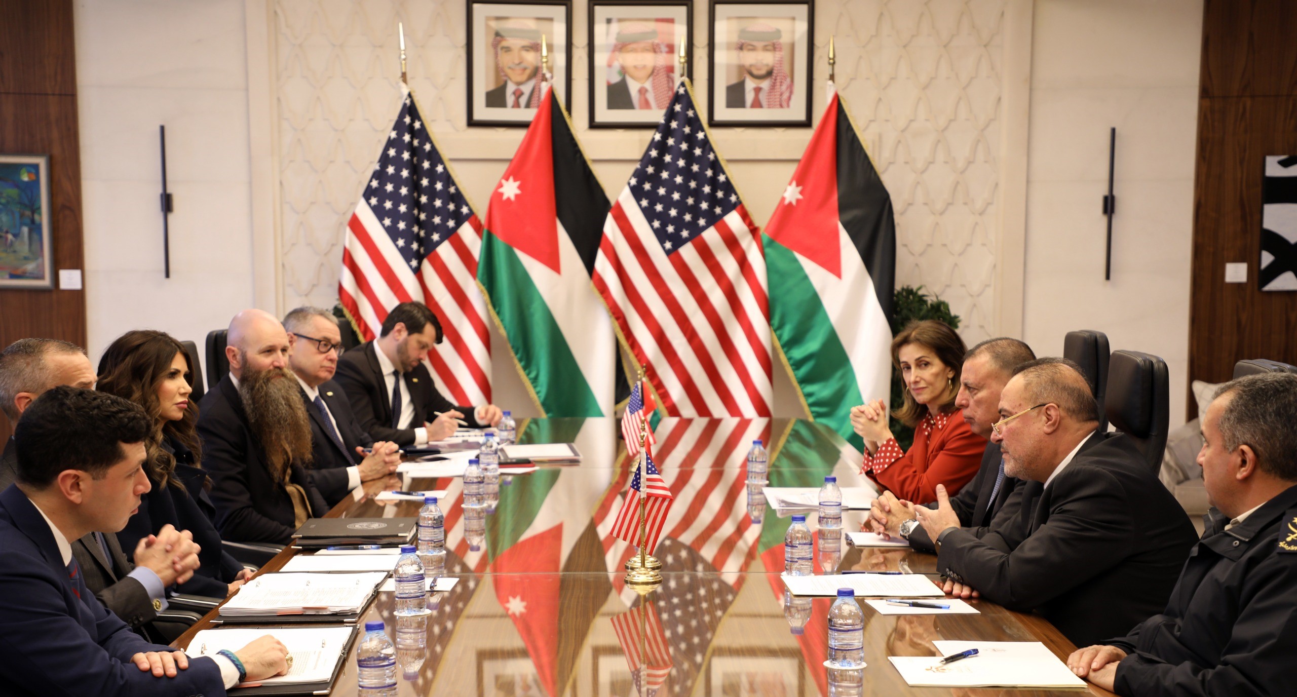  الأردن والولايات المتحدة يعلنان مشاركة الأردن في برنامج الدخول العالمي الذي يوفر مسارا خاصا لتسريع إجراءات الدخول للمسافرين الأعضاء عند وصولهم