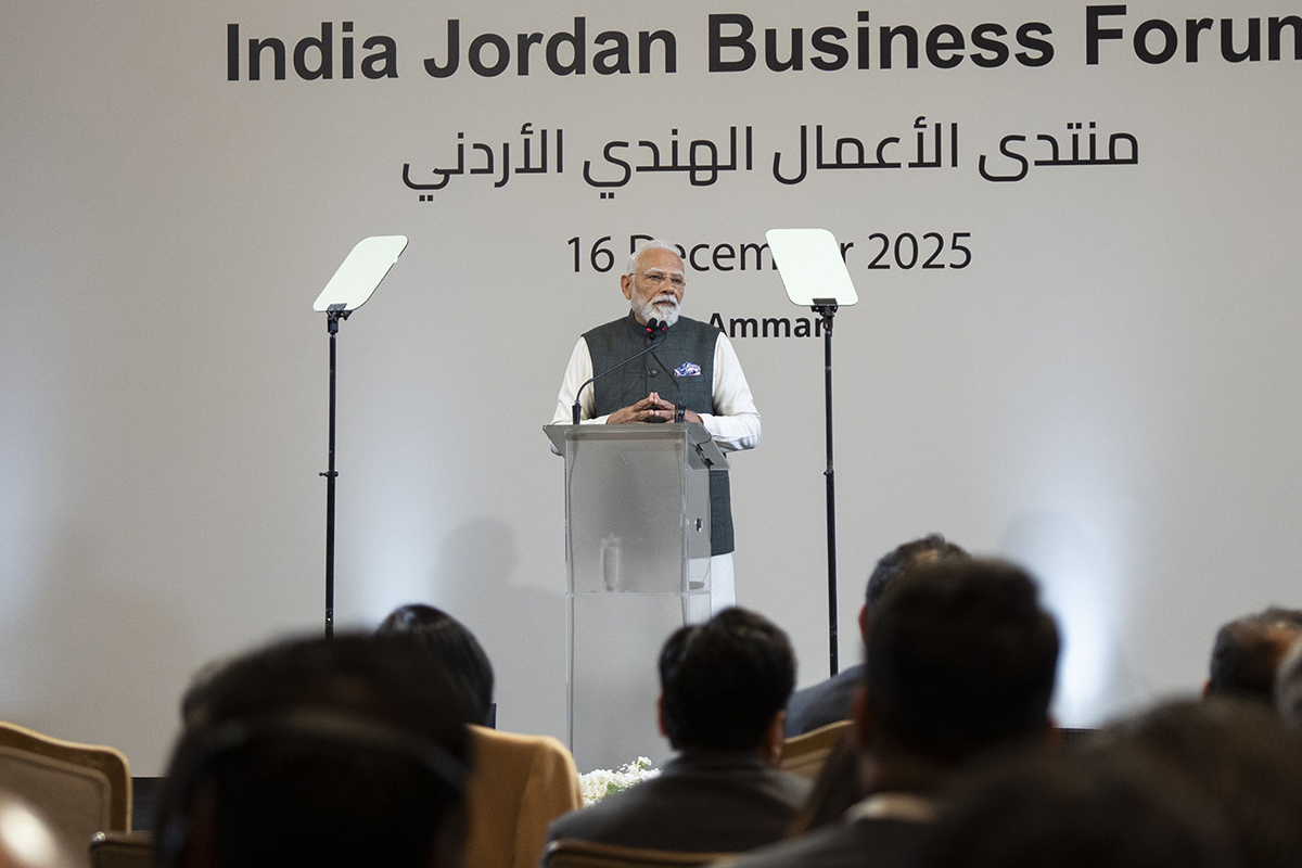 الملك ورئيس الوزراء الهندي يحضران الجلسة الافتتاحية لمنتدى الأعمال الهندي الأردني في عمان