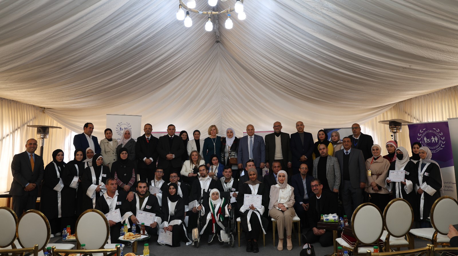 تخريج 39 متدربًا من ذوي الإعاقة ضمن الاندماج في مكان العمل بالرصيفة