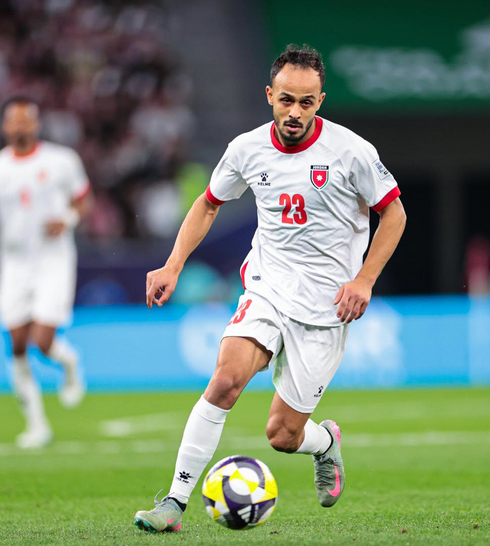 إصابة لاعب منتخب النشامى القريشي بقطع في الرباط الصليبي