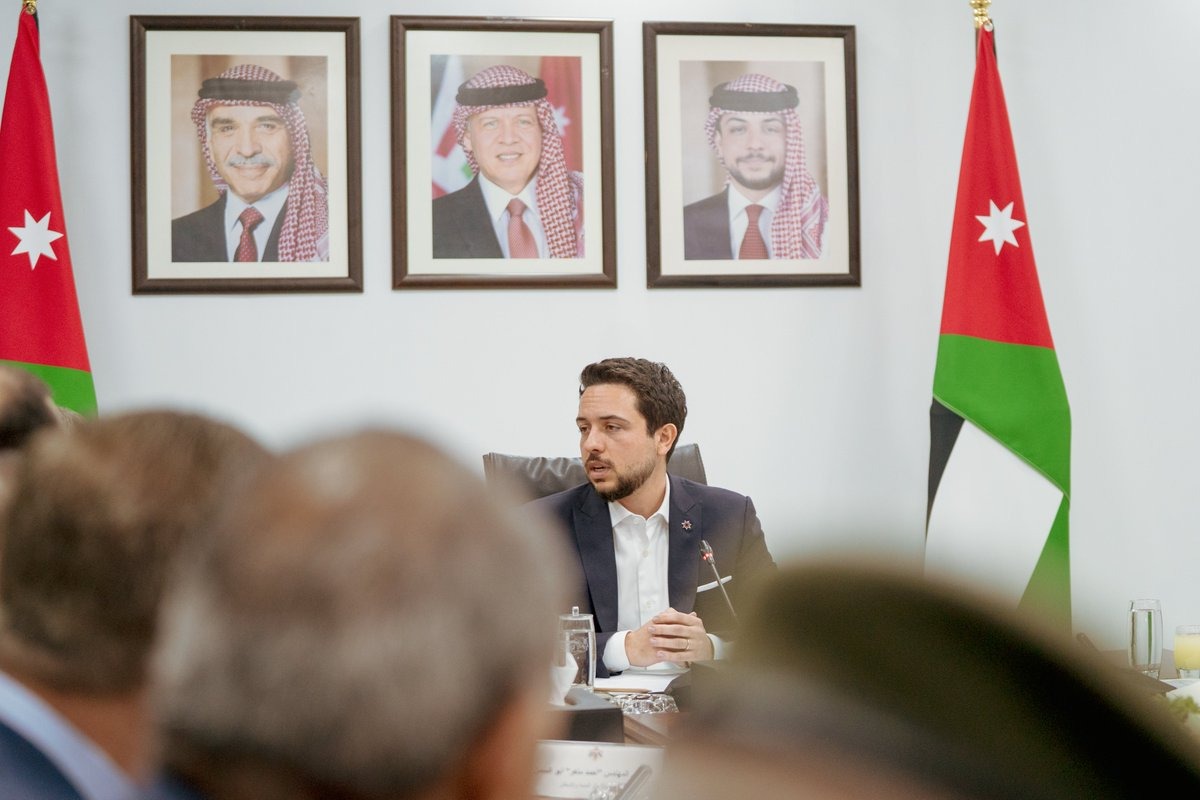 ولي العهد يترأس اجتماعا للاطلاع على البرنامج التنفيذي لاستراتيجية النظافة والحد من الإلقاء العشوائي للنفايات