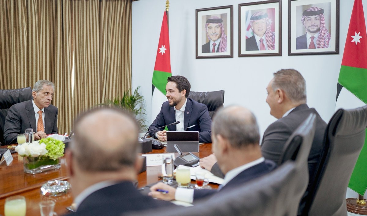 ولي العهد يترأس اجتماعا للاطلاع على البرنامج التنفيذي لاستراتيجية النظافة والحد من الإلقاء العشوائي للنفايات