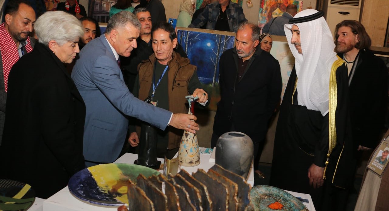 افتتاح الموسم الخامس لمعرض الفن التشكيلي العربي الفن ثقافة وتاريخ الشعوب