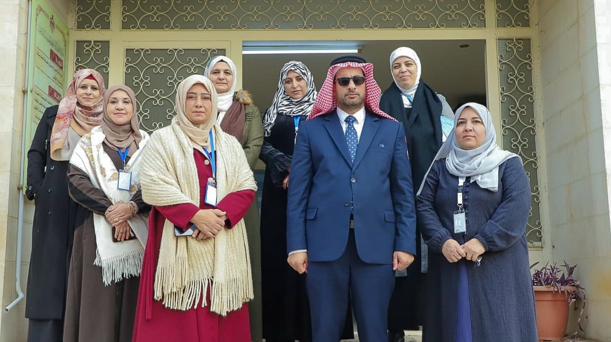 أمين عام الأوقاف يتفقد العمل بمديرية الشؤون النسائية