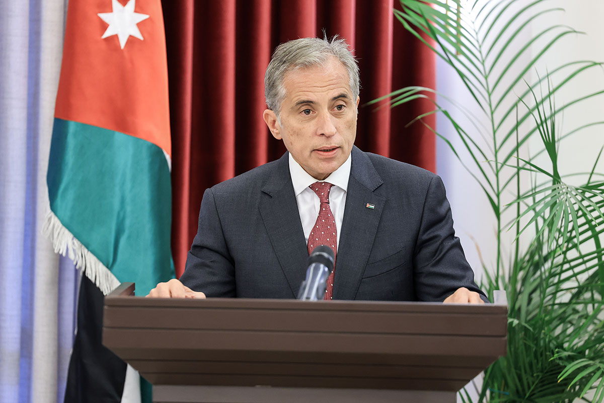 رئيس الوزراء يهنئ المسيحيين بعيد الميلاد المجيد وقرب حلول العام الميلادي الجديد