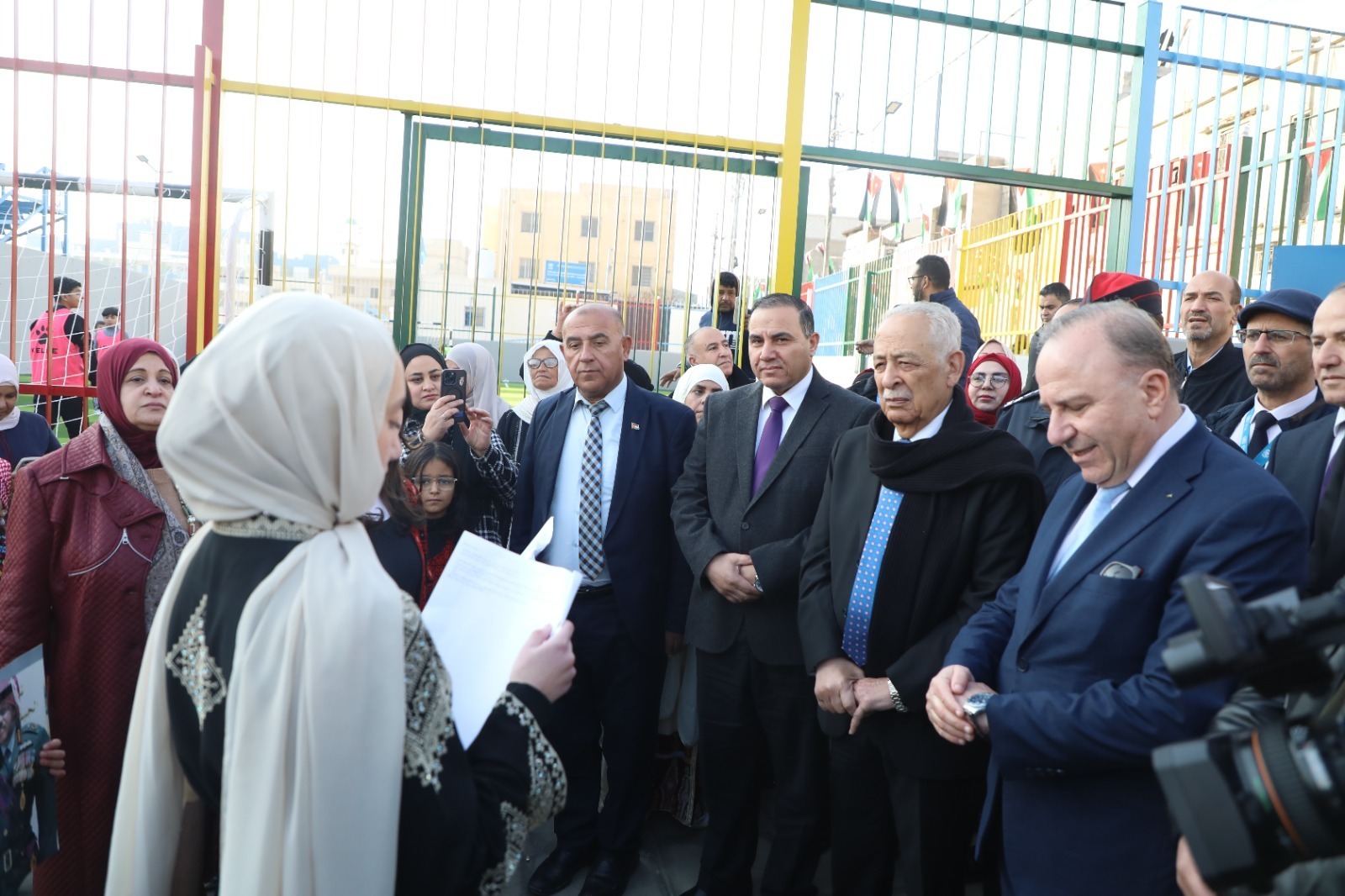 رئيس الديوان الملكي يفتتح ويتفقد مشاريع مبادرات ملكية بالزرقاء