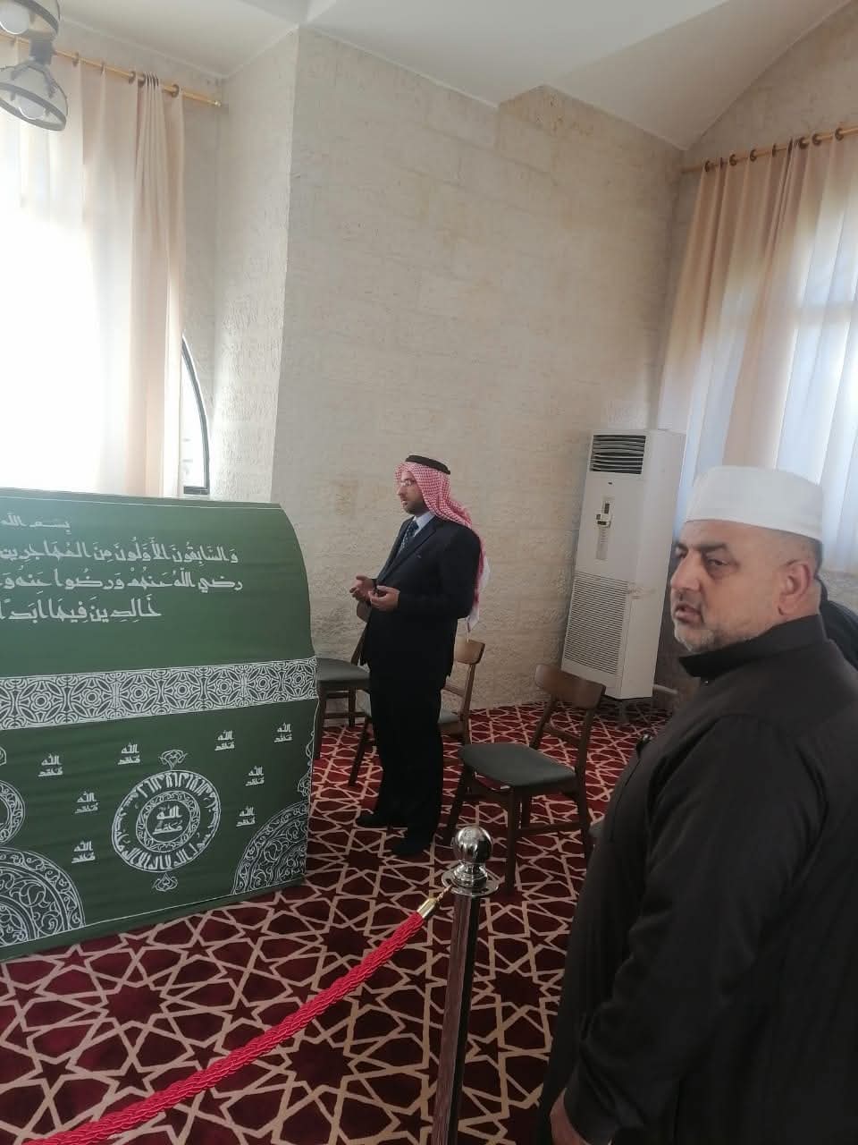 أمين عام وزارة الأوقاف يتفقد عددًا من مساجد الطفيلة