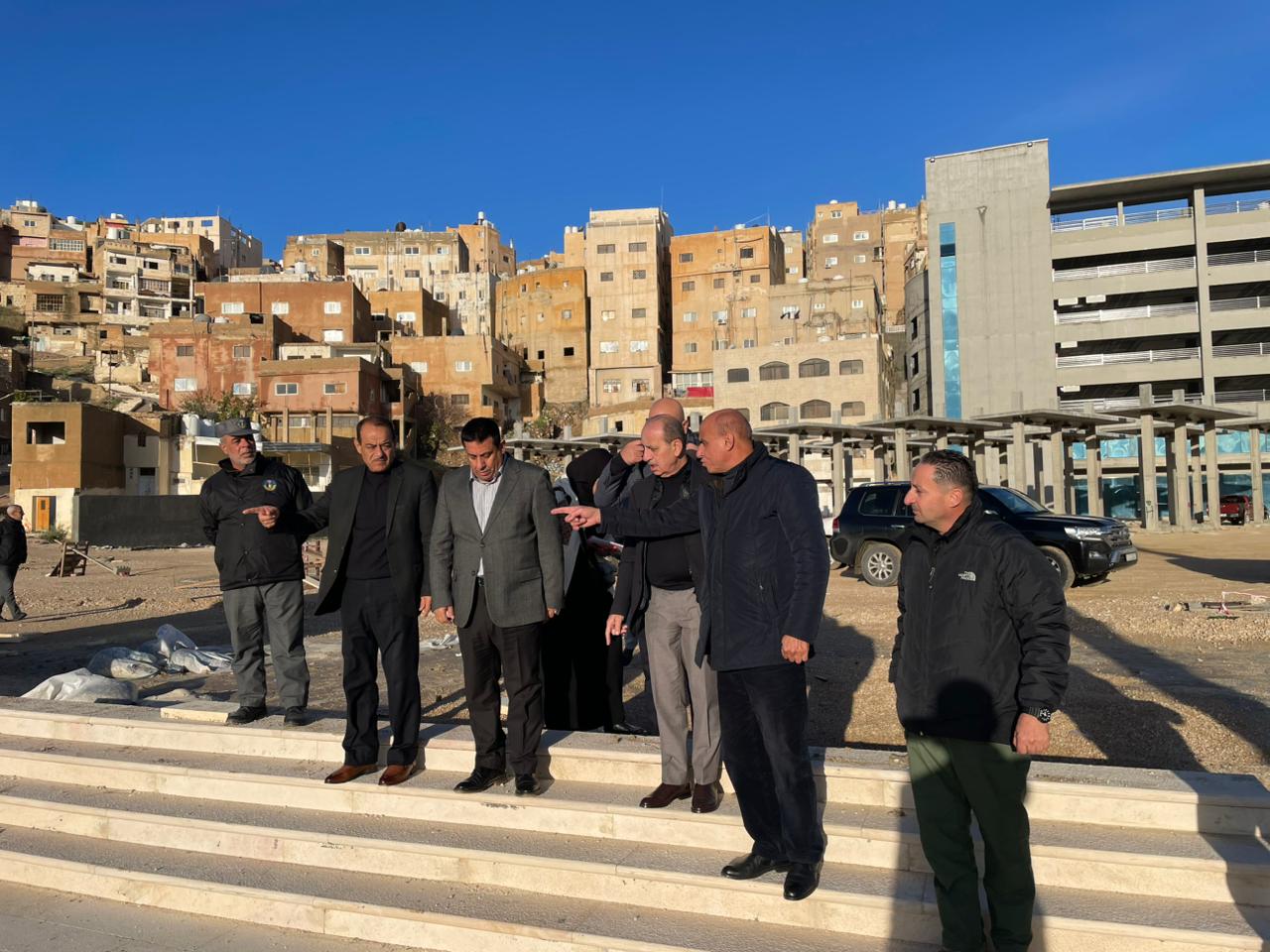 وزير الإدارة المحلية : حلول مستدامة لإعادة تأهيل البنية التحتية المتضررة من الأمطار بالكرك