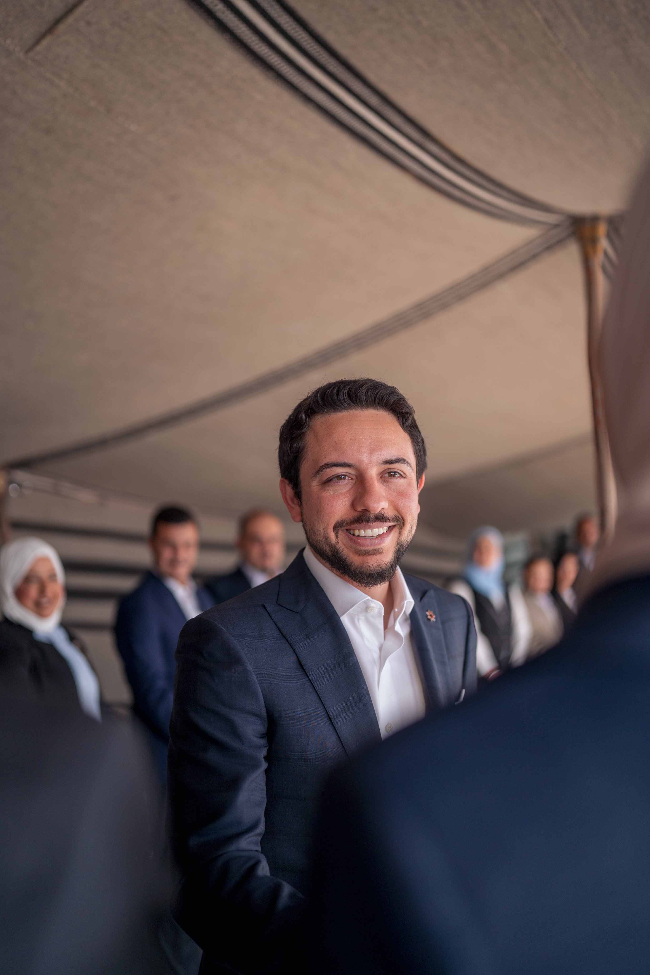 ولي العهد يلتقي شبابا وشابات من محافظة العقبة