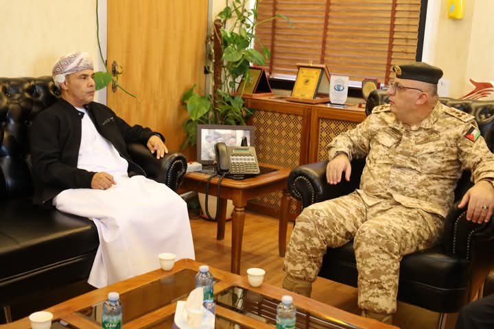 الهيئة الوطنية للمساحة العُمانية تزور المركز الجغرافي