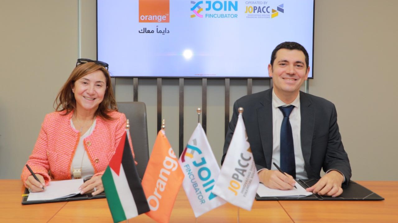 مذكرة تفاهم بين أورنج الأردن و جوباك