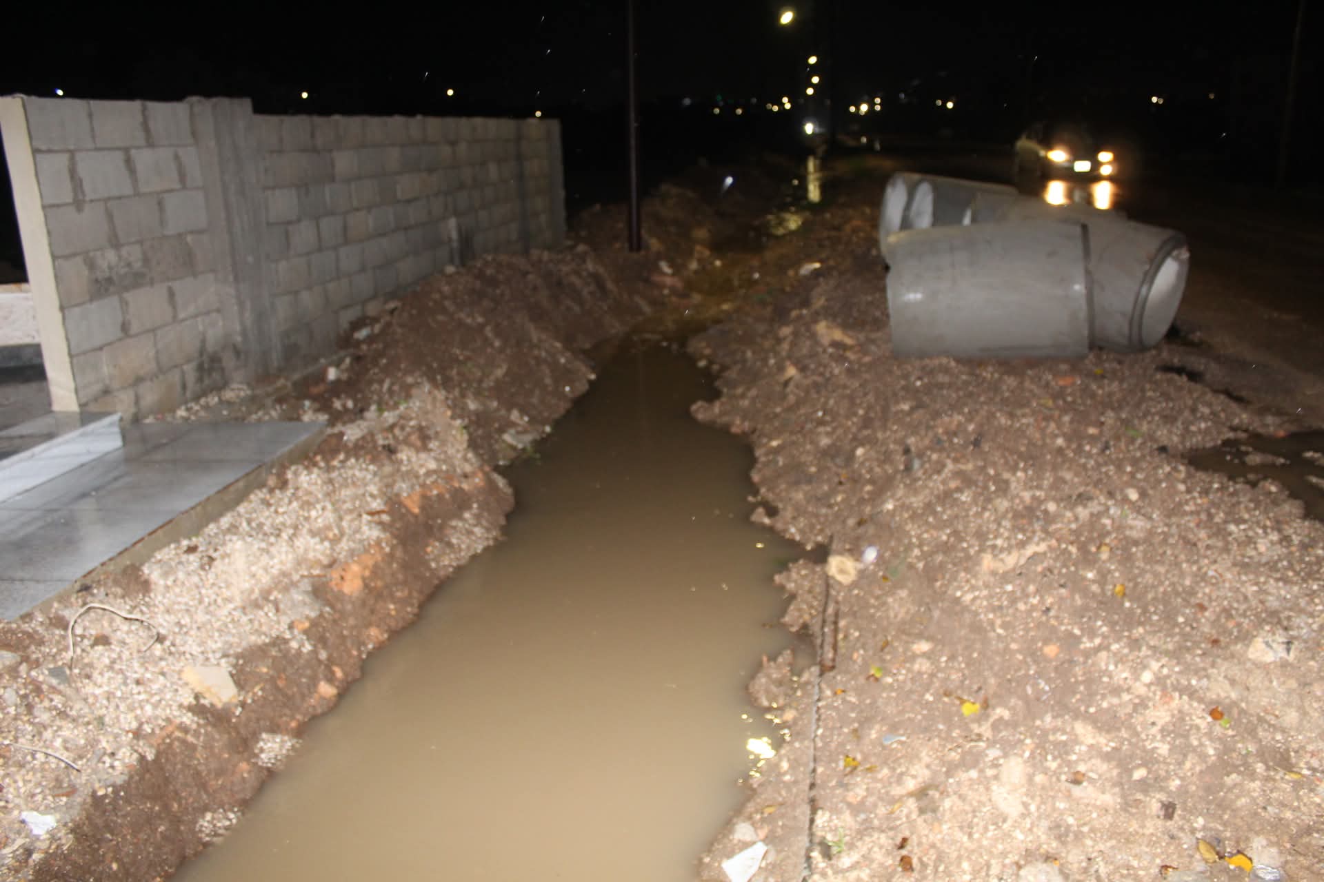 بلدية الطيبة تواصل تعاملها ميدانيا مع المنخفض الجوي