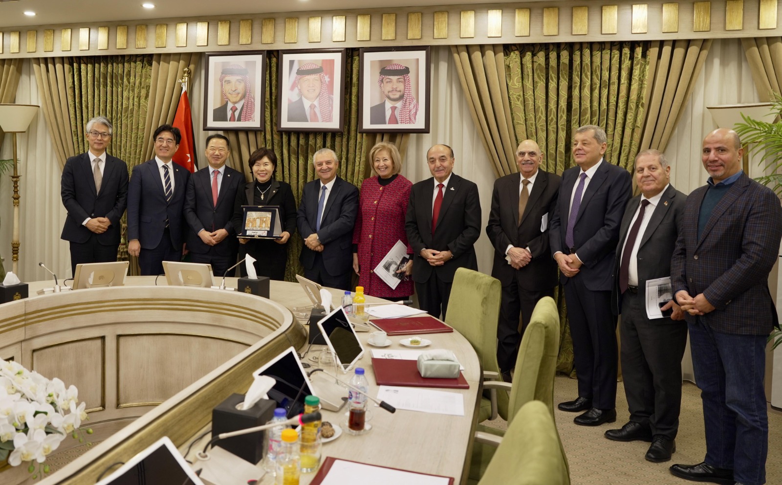 الصداقة الأردنية الكورية في الأعيان تلتقي وفد الجمعية الوطنية الكورية 