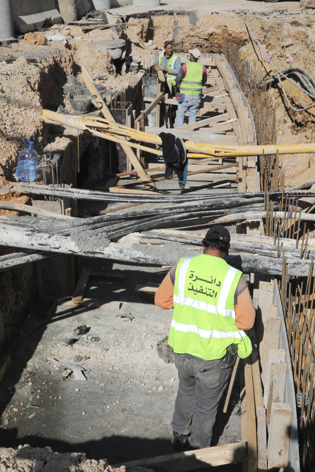 الشواربة يتفقد البنية التحتية لمشاريع تصريف مياه أمطار  