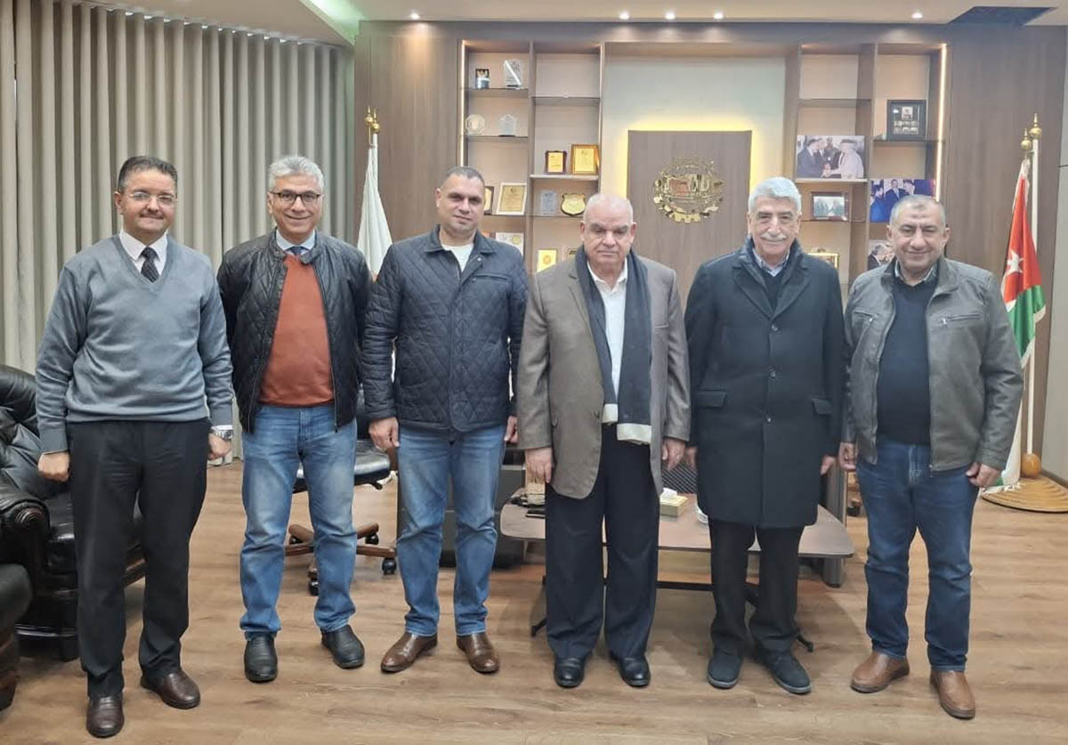 تجارة إربد وجمعية آفاق توقعان اتفاقية لتوفير القروض التعليمية الميسرة 