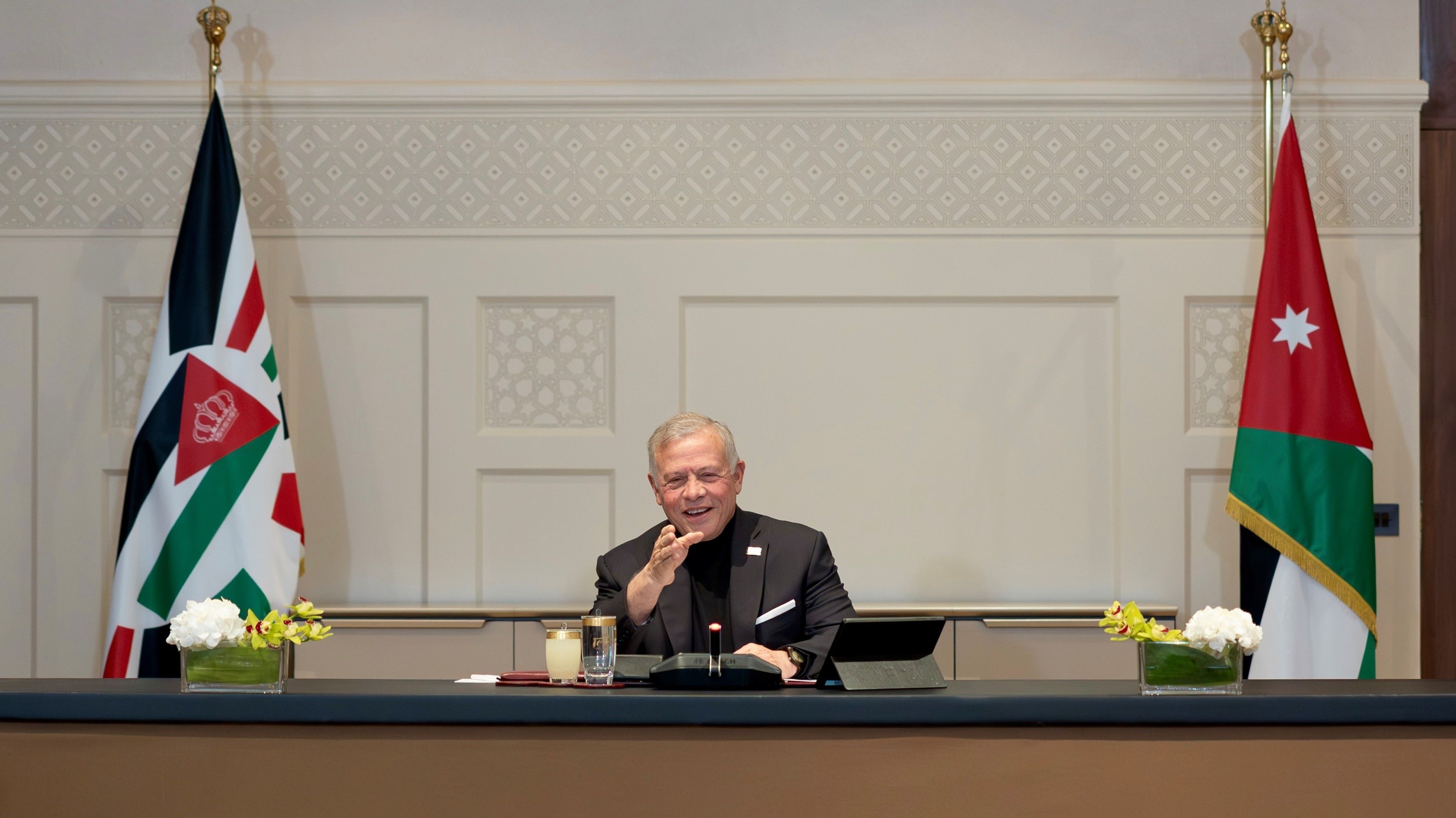 الملك يلتقي أعضاء المكتب الدائم لمجلس النواب