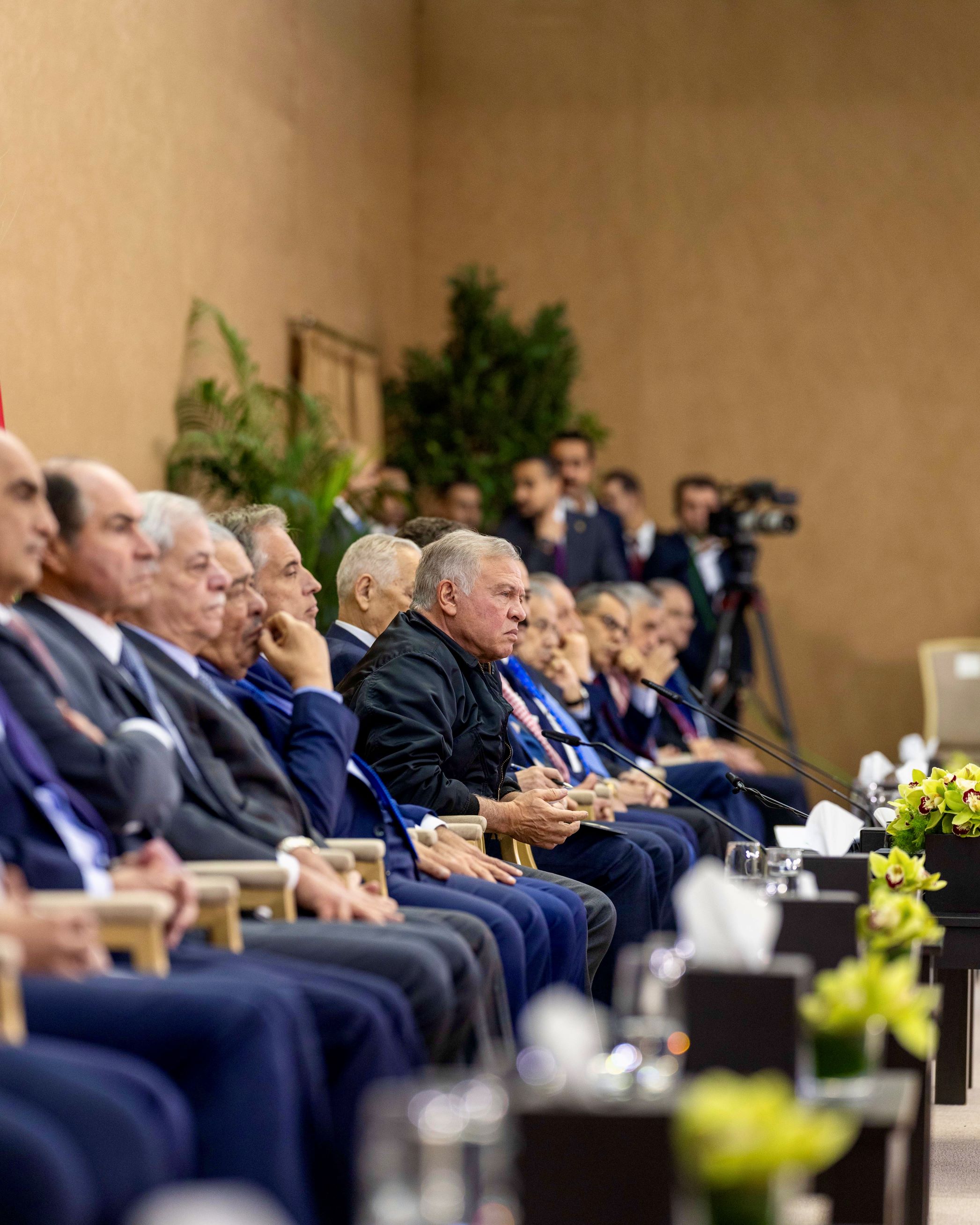 الملك يزور إربد ويفتتح مشاريع تنموية وخدمية ويلتقي وجهاء وممثلين عن أهالي المحافظة