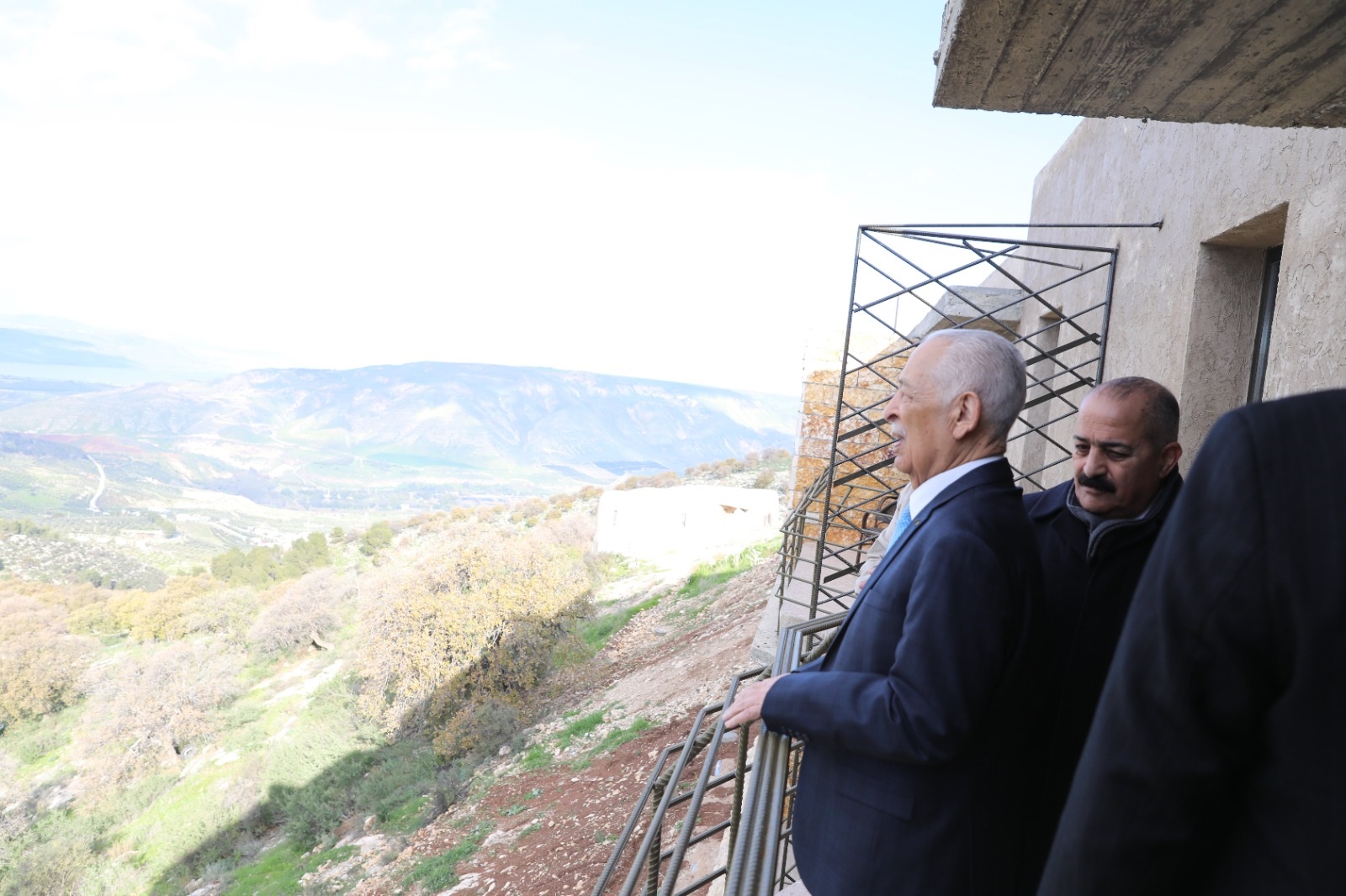 تزامنا مع زيارة الملك لمحافظة اربد...العيسوي يفتتح النُزل البيئي في محمية اليرموك