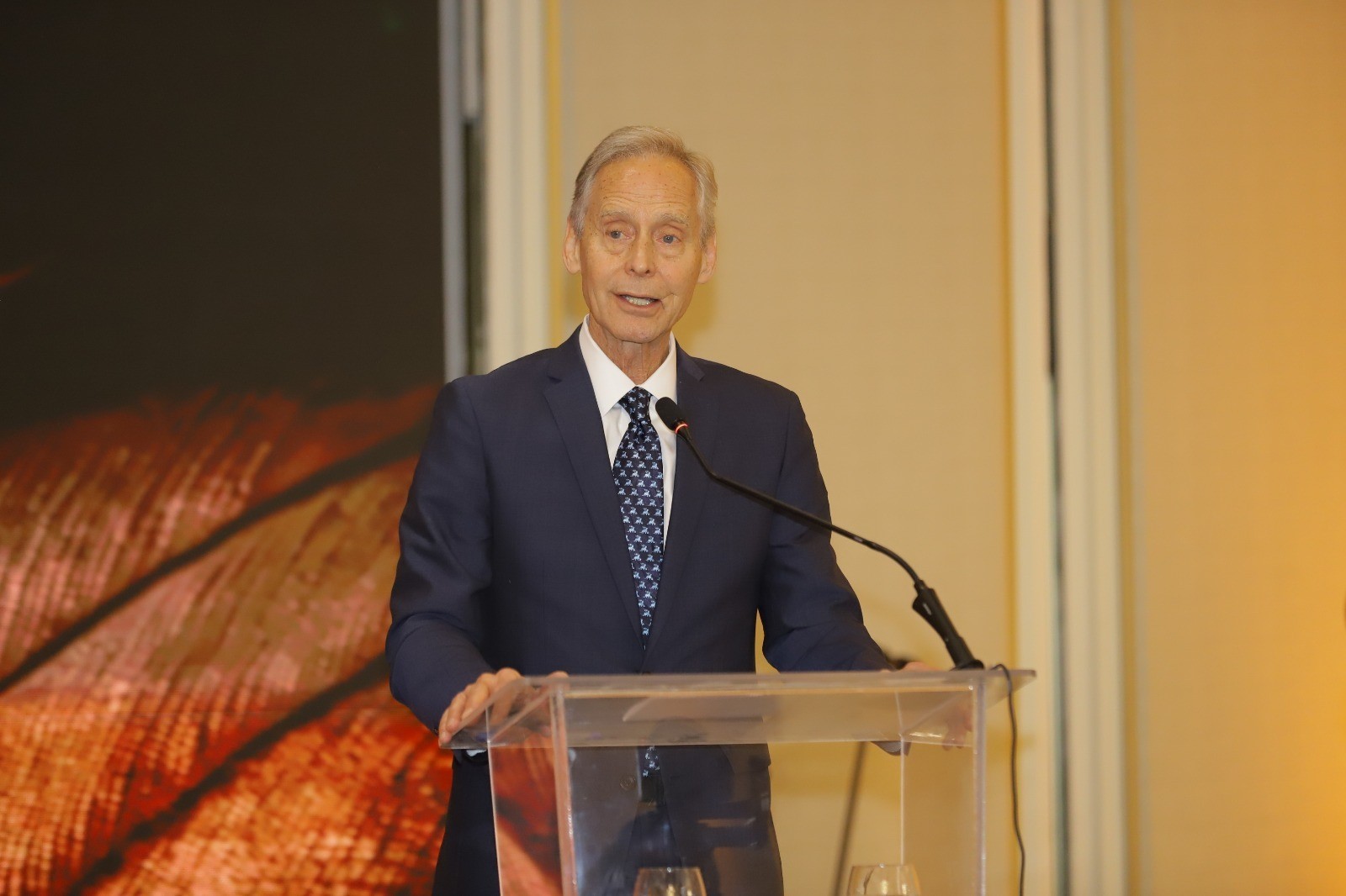 المركز الكاثوليكي يطلق النسخة العربية من مسلسل عالمي