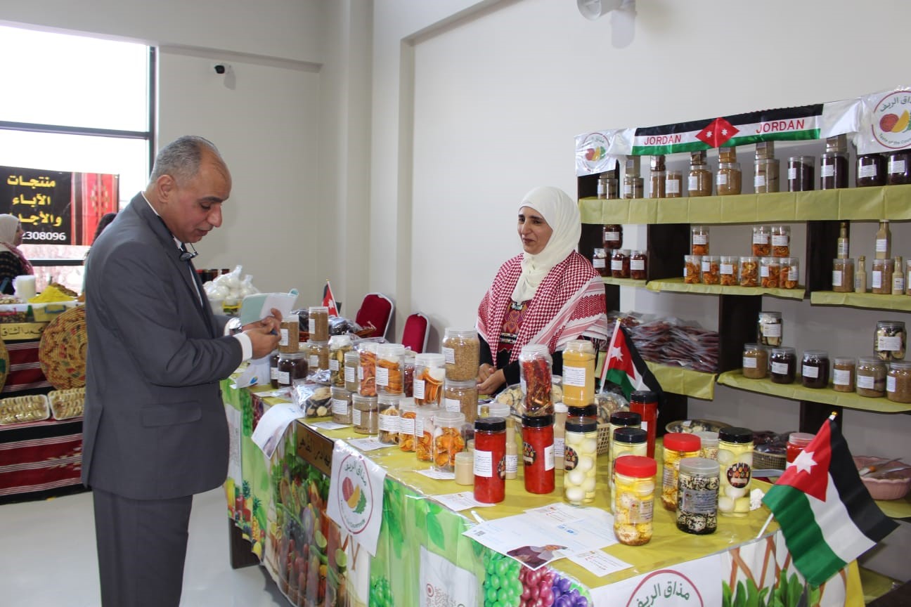 المعرض الدائم للمنتجات الريفية.. منصة تنموية لدعم المشاريع الإنتاجية وتعزيز تسويقها