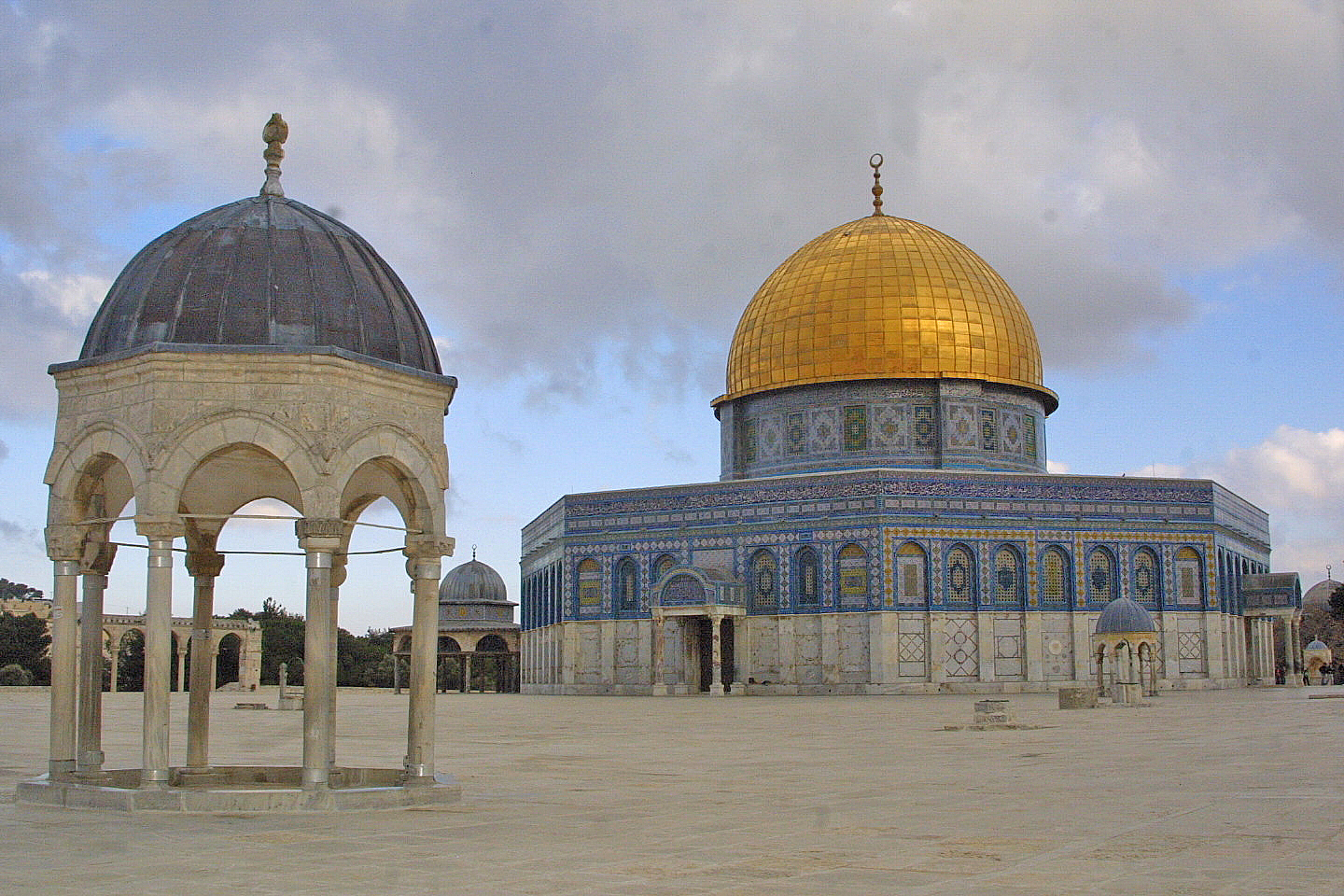  مسجد قبة الصخرة المشرفة ( من ارشيف بترا) تصوير: نزال ابو كف