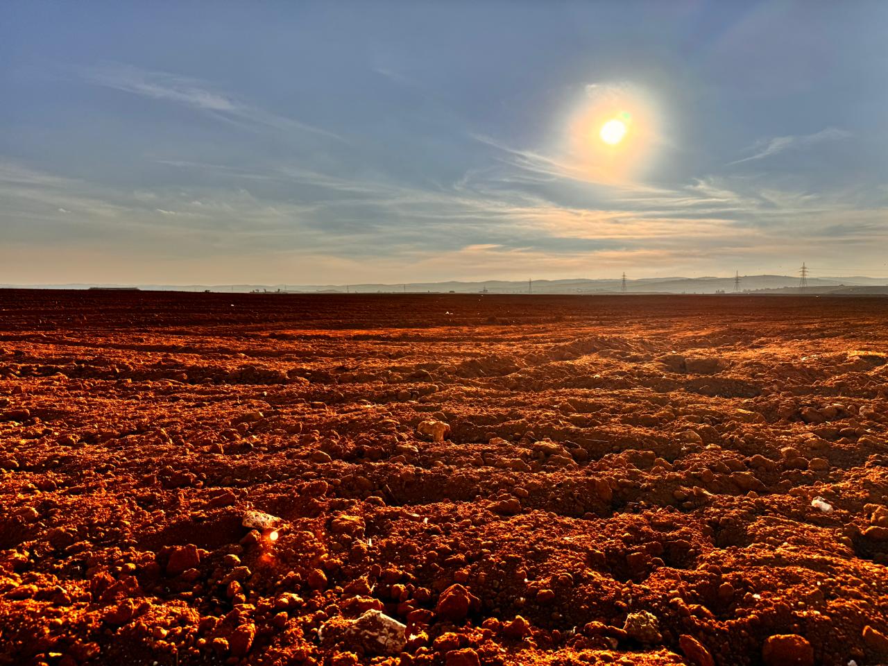 تراب بلدنا الأحمر - اربد ... تصوير  وتعليق : رانا النمرات