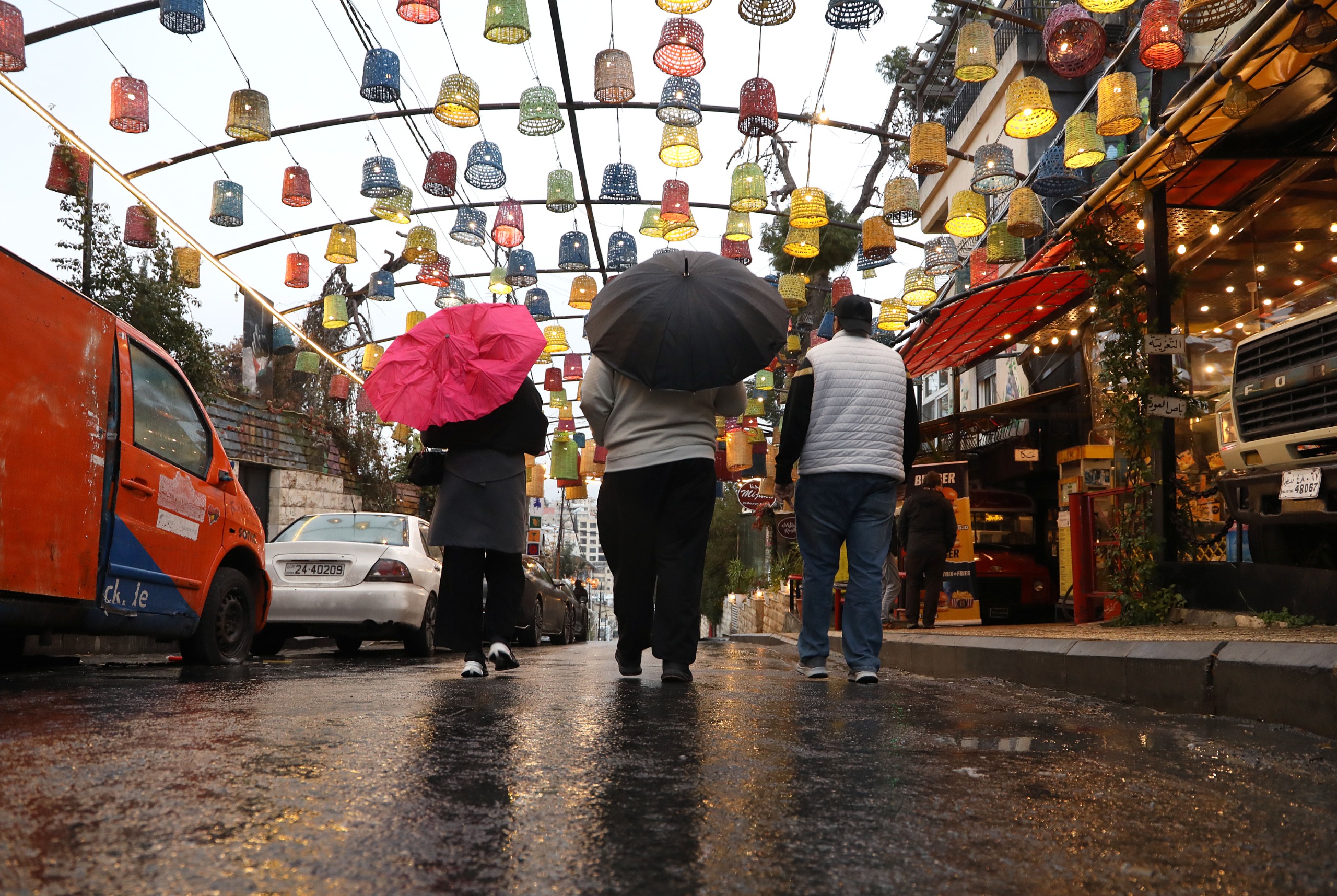 شارع الرينبو في عمان ..تصوير احمد عساف
